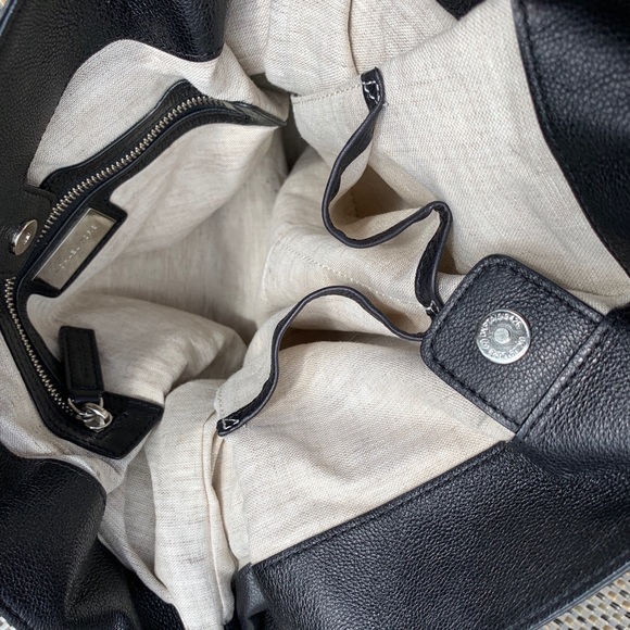 EXCELLENT CONDITION- Michael Kors Black Leather Hobo - Picture 12 of 13
